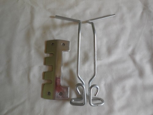 Lambretta panel holding - lambretta,