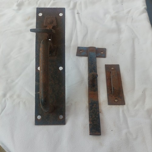 Vintage metal thumb latch - ,
