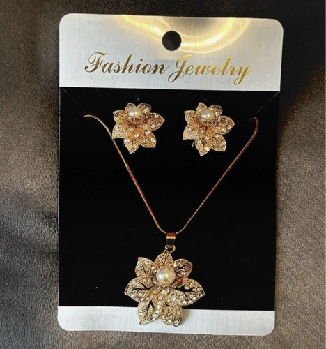 Gold tone floral faux pearl - gold,