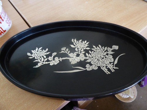 Black oval serving - , tray