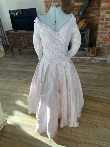 Gorgeous ian stuart mother - gorgeous,