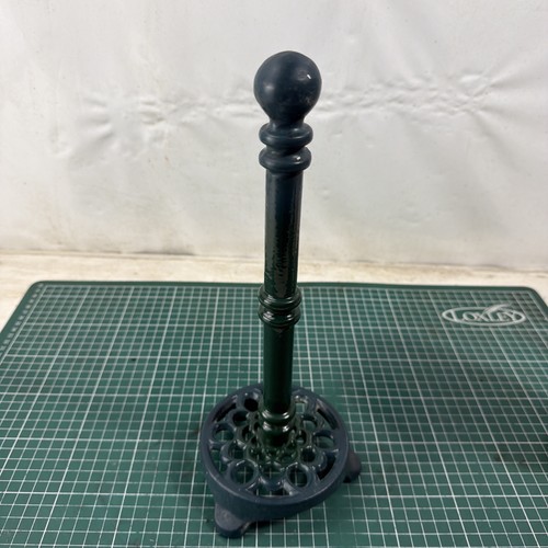 Vintage farmhouse dark green - farmhouse,
