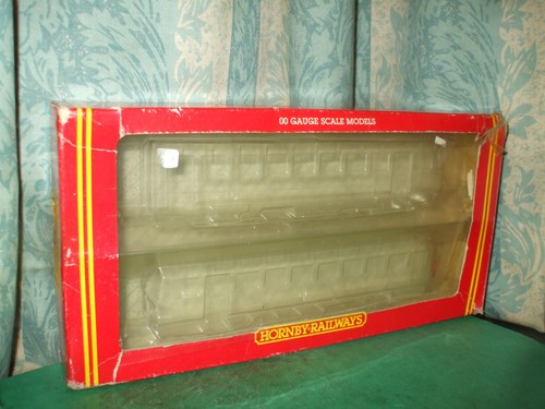 Hornby class 142 pacer dmu - hornby,