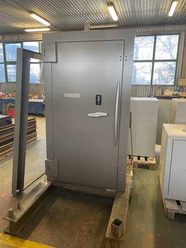Vault door strongroom - vault, door-