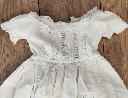 Lovely antique embroidered - antique, 42"