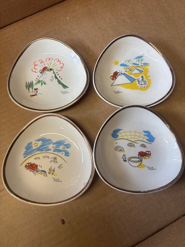 Vintage wade pin dishes - pin,