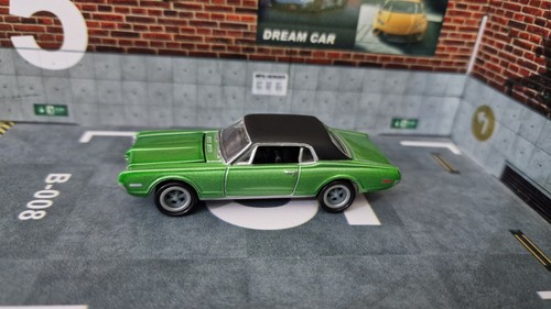 Johnny lightning playing - lightning,