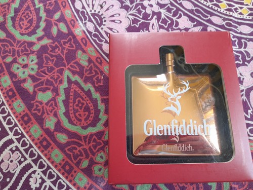 Glenfiddich whisky hip flask - whisky,