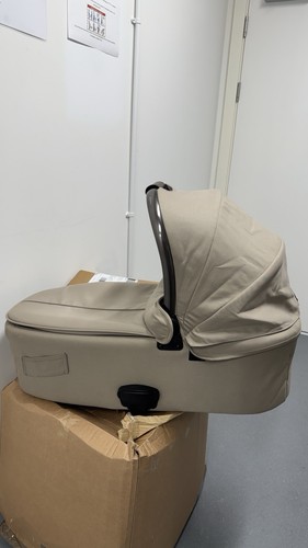 Mamas papas ocarro beige - &,