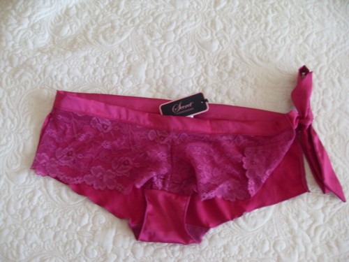 Secret possessions fushia - secret,