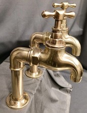 BARE BRASS LARGE 3/4" TALL BIB