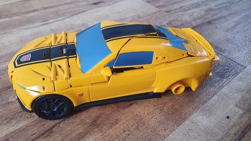 Bumblebee transformer car - bumblebee, to