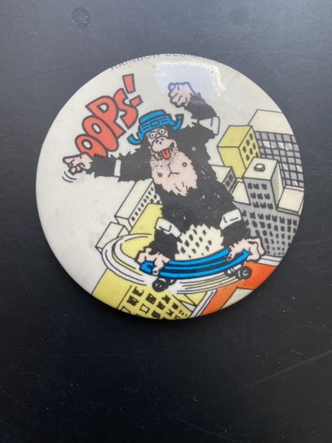 Vintage skateboard badge s - skateboard,