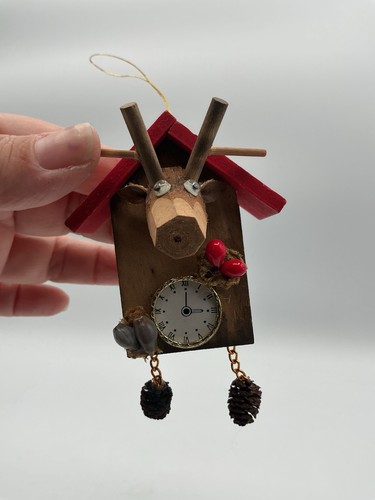 Vintage reindeer cuckoo clock - reindeer,