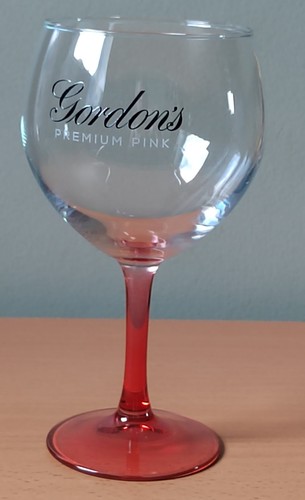 Gordon premium pink logo gin - pink,