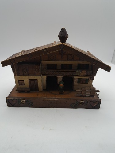 Vintage austrian wooden chalet - wooden,
