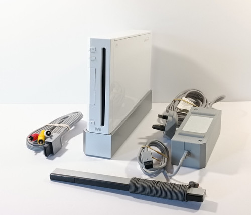 Nintendo wii console white - nintendo,