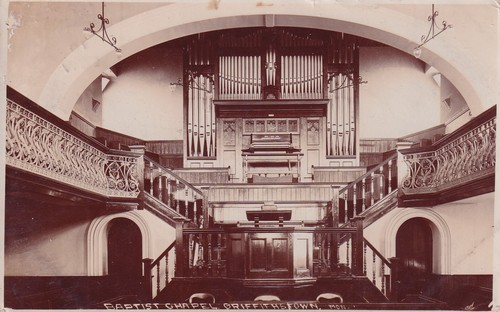 Baptist chapel griffithstown - baptist,