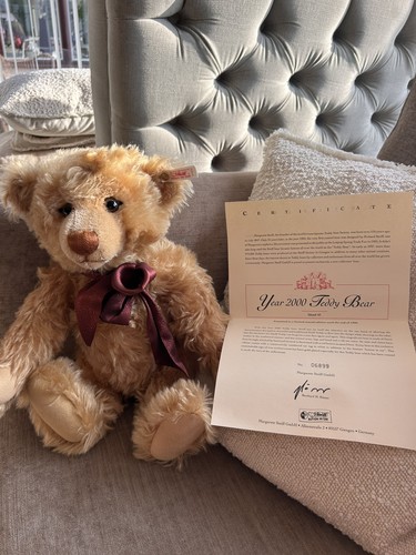 Steiff year 2000 teddy - year,