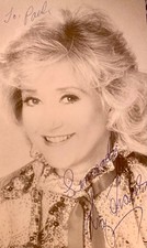 LIZ FRASER DADS ARMY CARRY ON CONFESSIONS FILMS PHOTO AUTOGRAPH Signed POW#99