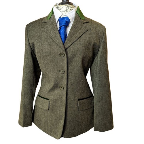 Tagg maids tweed show - show,