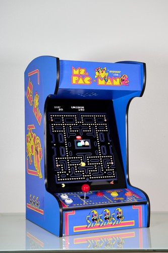 Doc and pies arcade factory - arcade,