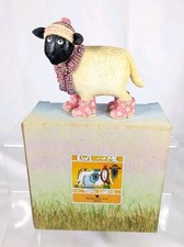 Border Fine Arts A6111 Ewe and
