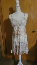 Jessica Simpson nursing gown