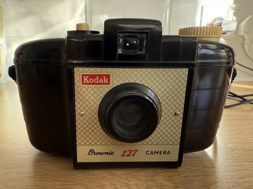 Kodak brownie 127 - 127, vintage