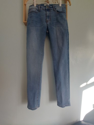 Kangaroo poo jeans age - poo,