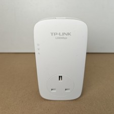 TP-Link AV1200 Gigabit Passthrough Powerline Adapter TL-PA8010P