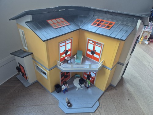 Playmobil city life modern - life,