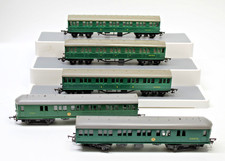 TRIANG SOUTHERN SUBURBAN GREEN EMU COACHES POWER LOCO S1057S