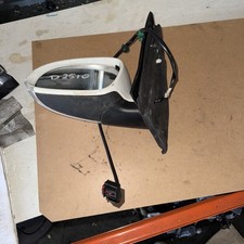 VW Golf MK5 Passenger Side