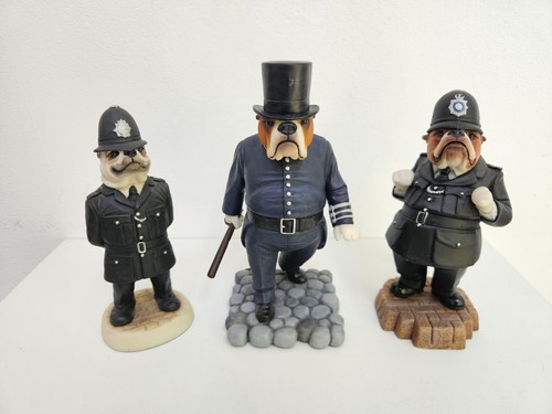 Police figurines - police,
