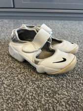 Nike Air Rift Trainers Size