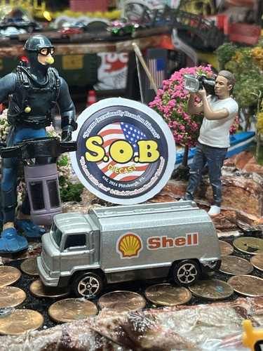 Corgi juniors petrol - petrol, tanker