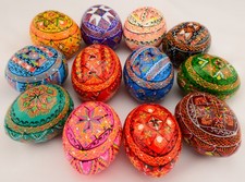 12 Wooden Ukrainian Pysanky