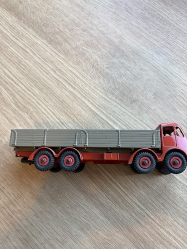Dinky toys trucks - toys, 25
