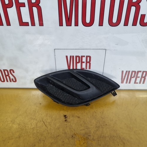 Vauxhall corsa fog trim - d,