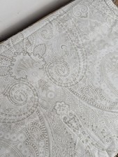 Zara Beige White Paisley
