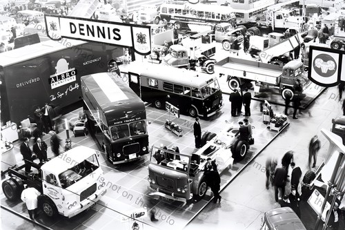 Cv780 lorries buses - buses, trucks