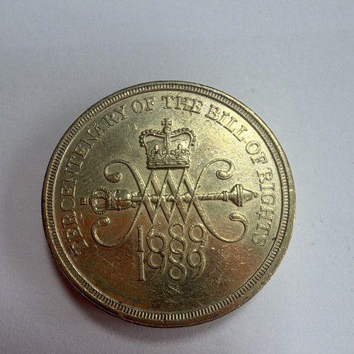 Two pounds coin - uk,