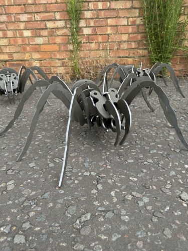 Large steel metal garden - large,
