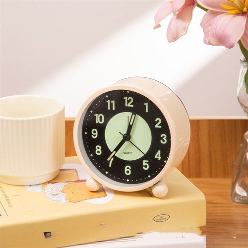 Glow the dark - glow-in-the-dark, alarm