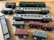 Vintage Hornby Tri Ang Train & Carriages Etc