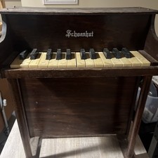 Schoenhut 25-Key WOODEN