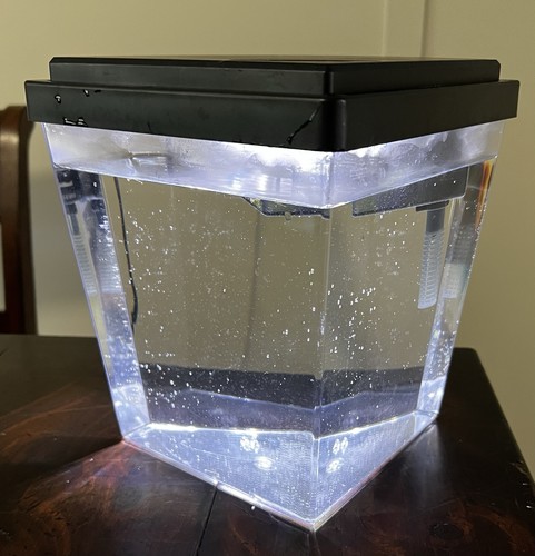 Top fin corner - top,