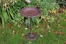 Cast Iron Bird Bath Feeder on
