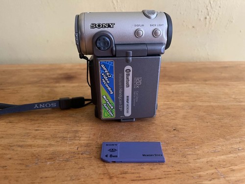 Sony dcr ip7e zeiss lens - zeiss,